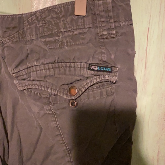 Volcom short size 30 - Picture 4 of 7